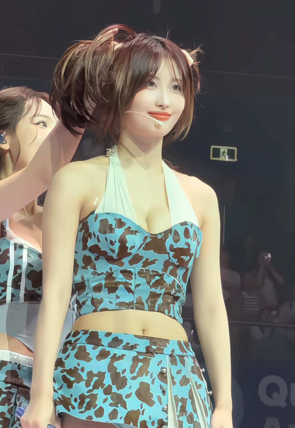 @MOMO