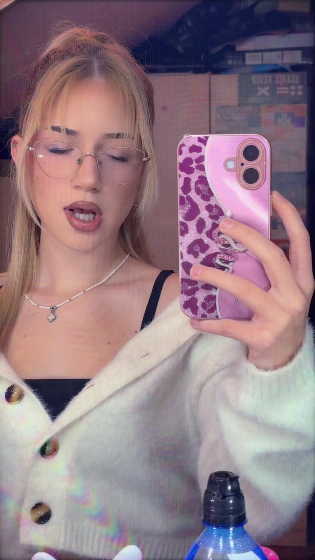 @𝒜.𝒱