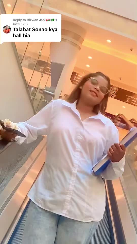 @(Nishubattra) world queen 👸