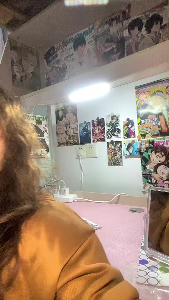 @Zigniab Thoj(ໝອກ)