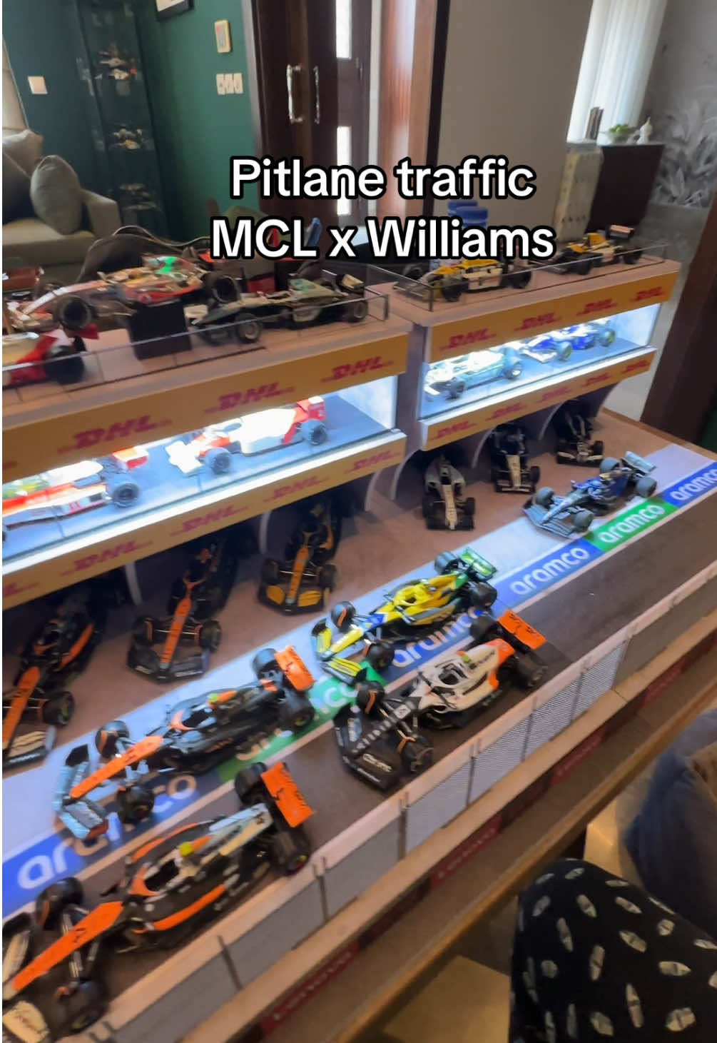 @F1 DIECAST OFFICE