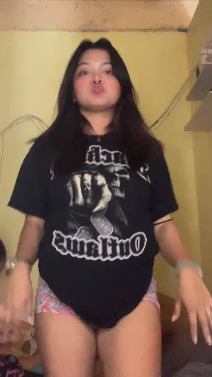 @𝓢𝓱𝓪𝓲𝓷𝓮 ✨