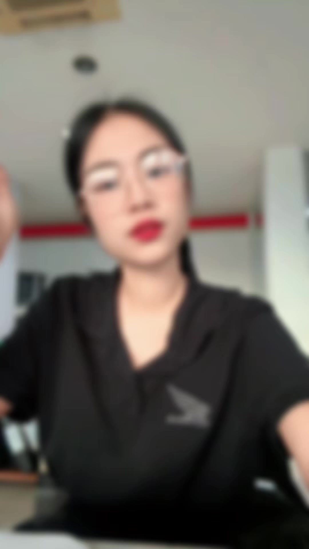 @ploypat12