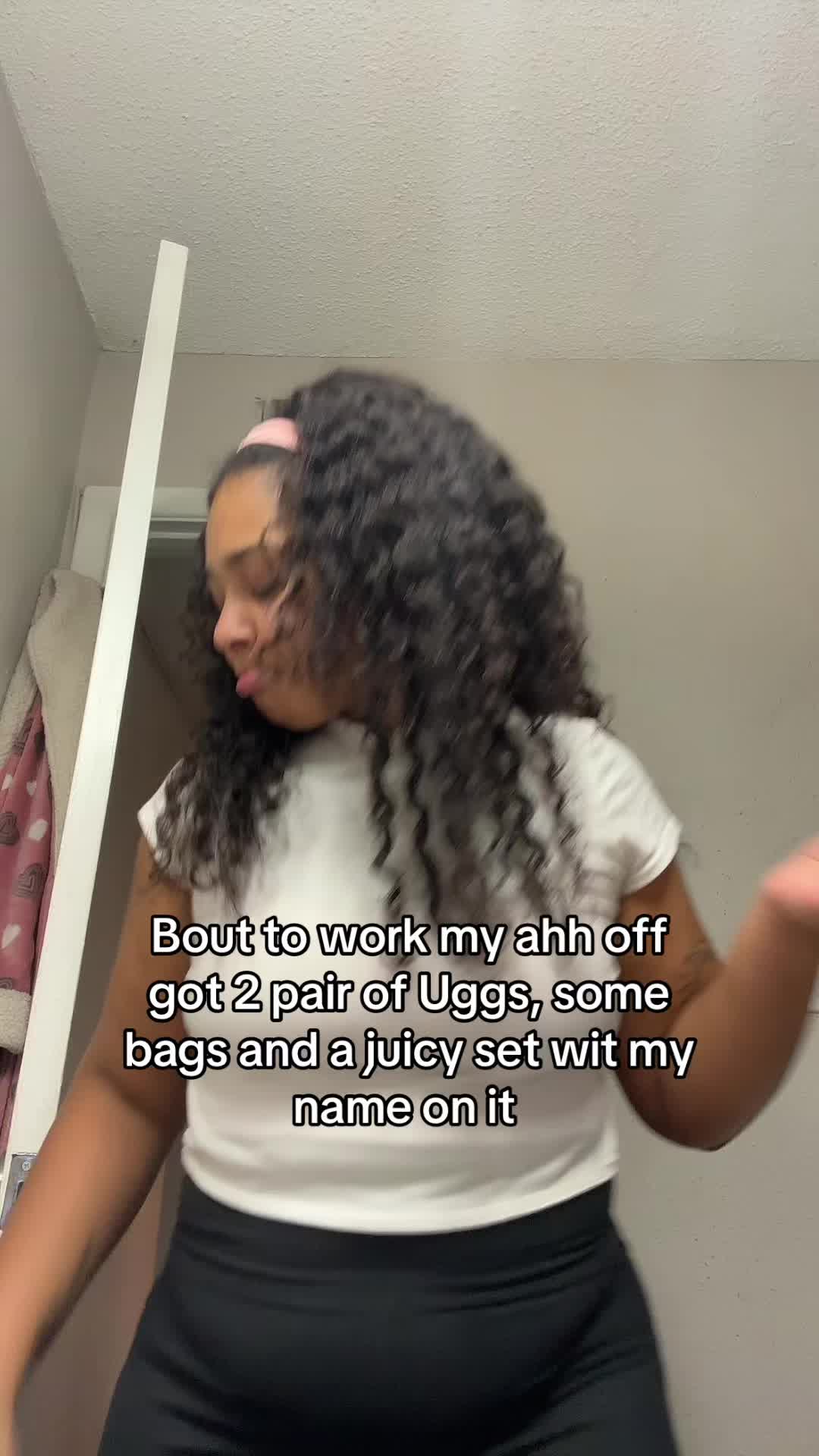 @Yana🦋