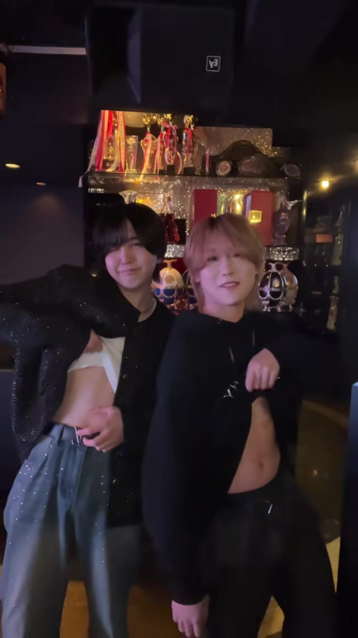 @りの