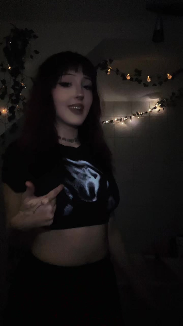 @꧁𝔳𝔞𝔩𝔢𝔰𝔠𝔞꧂