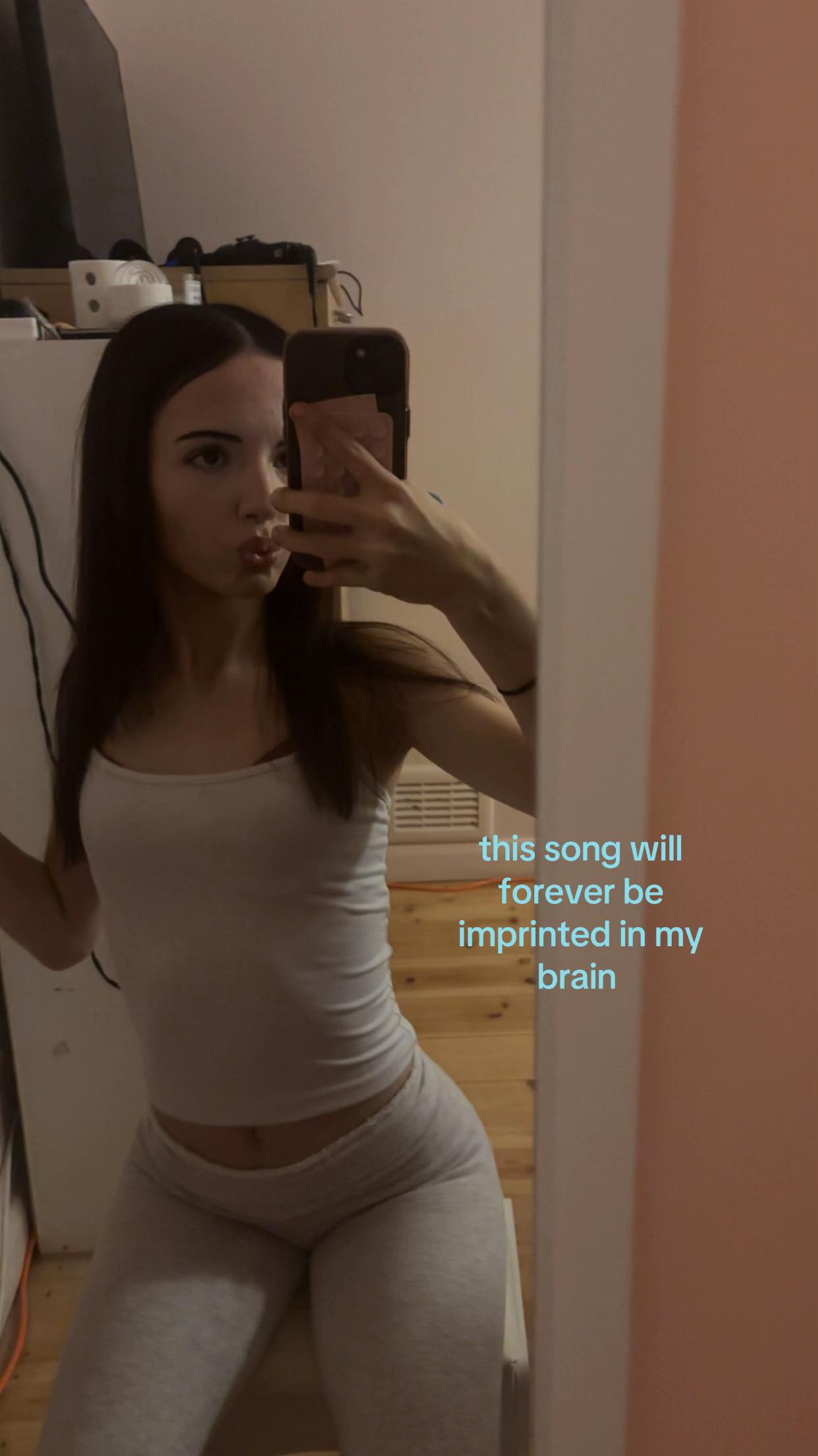 @keir&aacute;-leigh