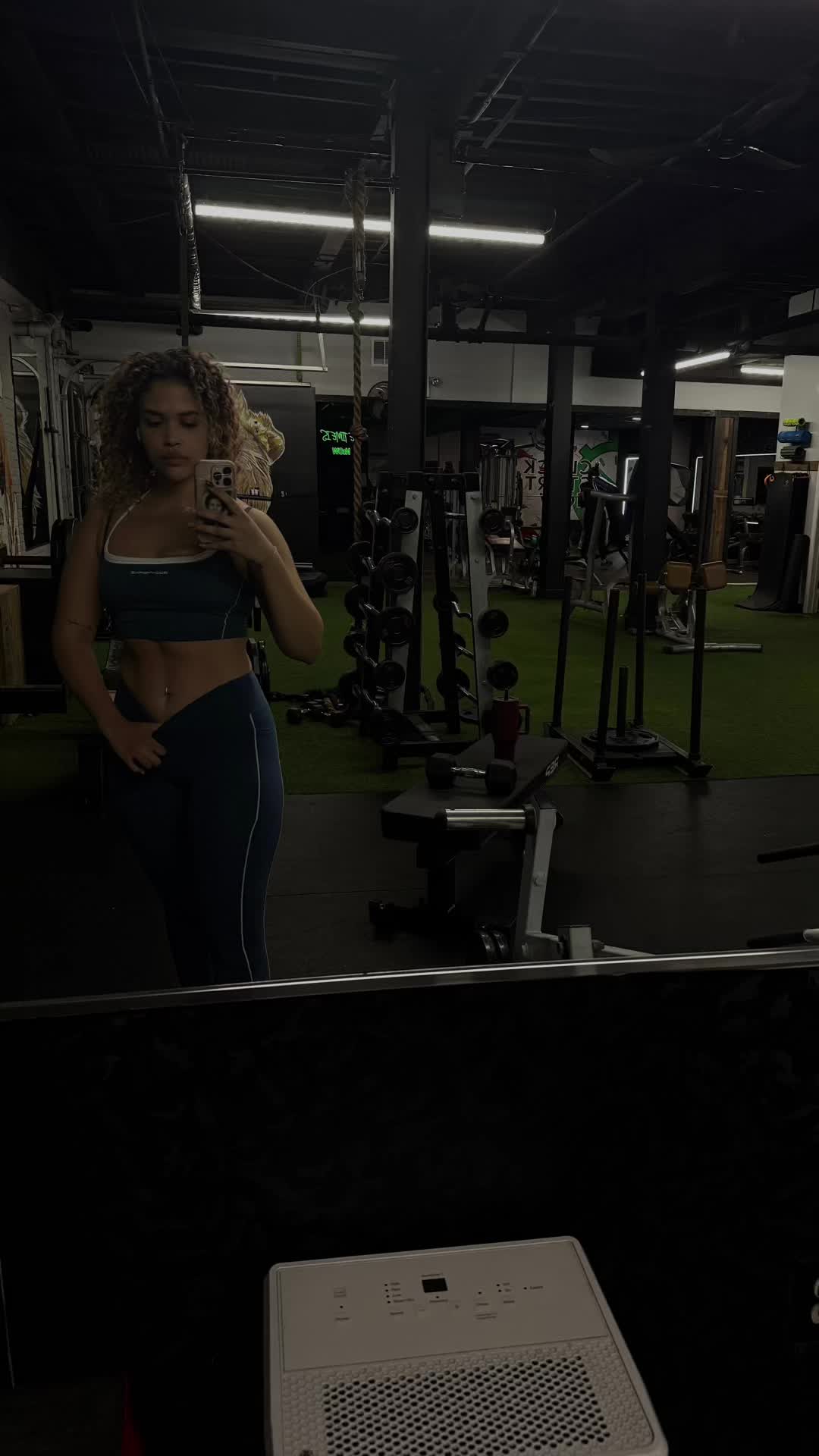 @mari
