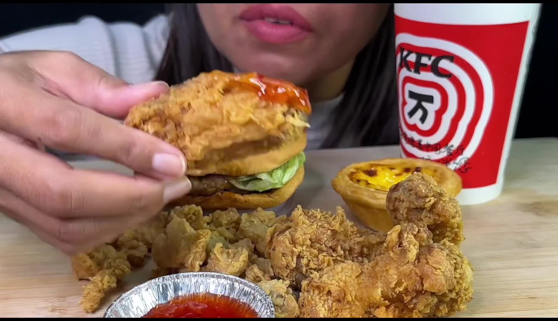@Thirith eats