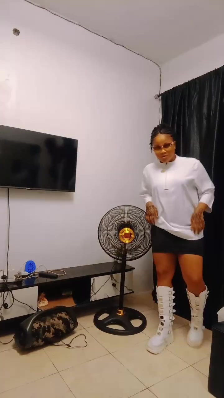 @NEWPERSPECTIVE70