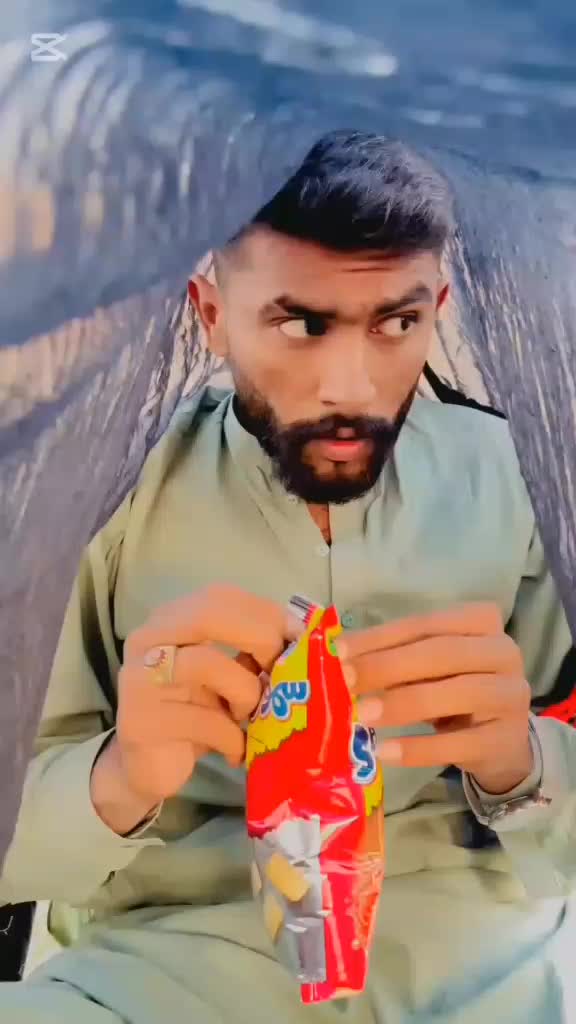 @😂 ملتانی ٹوپی باز 🤪