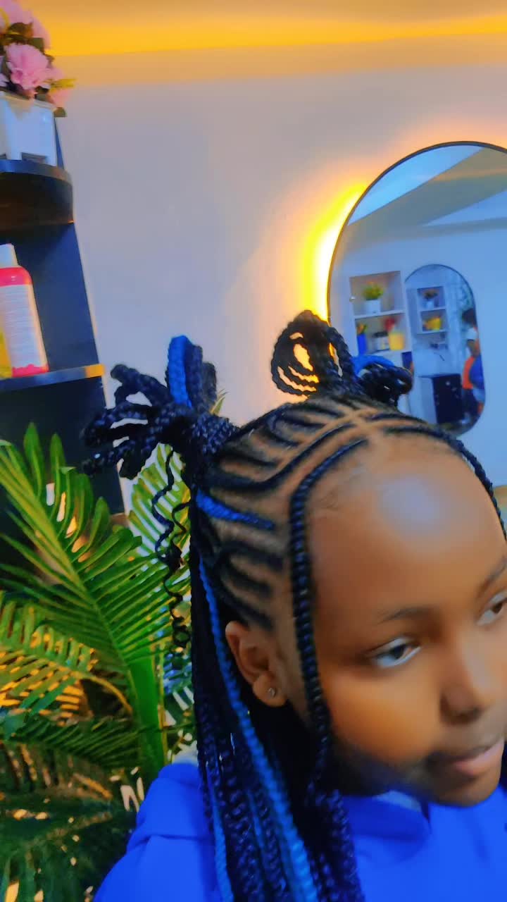 @Maryzippy the hairdresser 😍