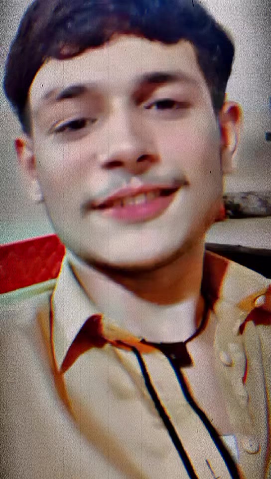 @Ziddi Boy 🙄