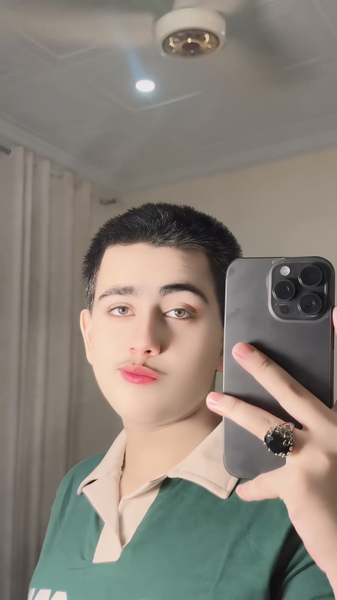 @𝙃𝙚: 𝘼  𝙒𝙊𝙇𝙁 🐺🥵