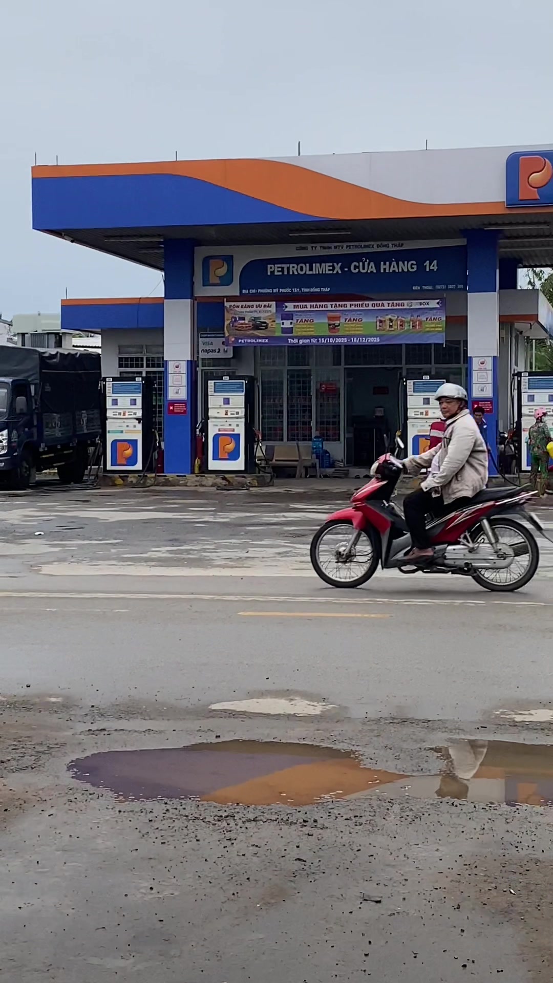 @L&ecirc; Quyền