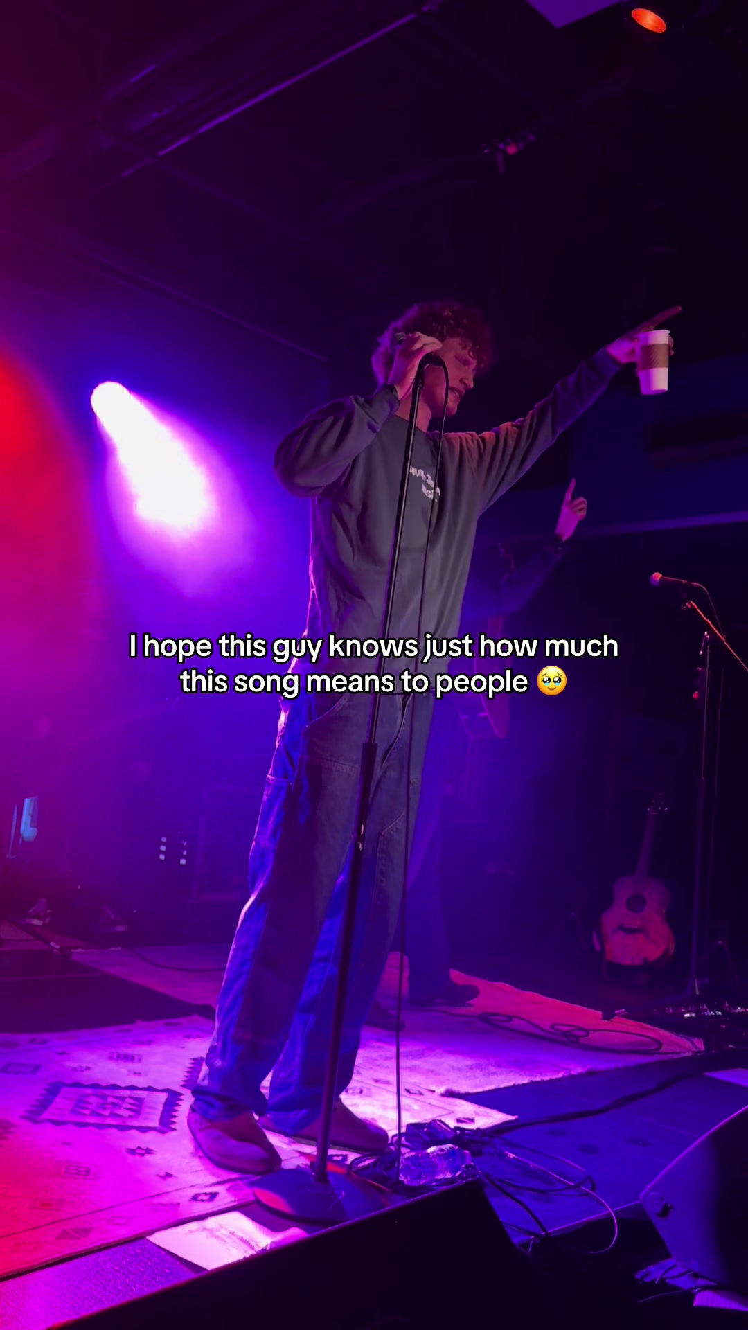 @Henrik's Fan Page