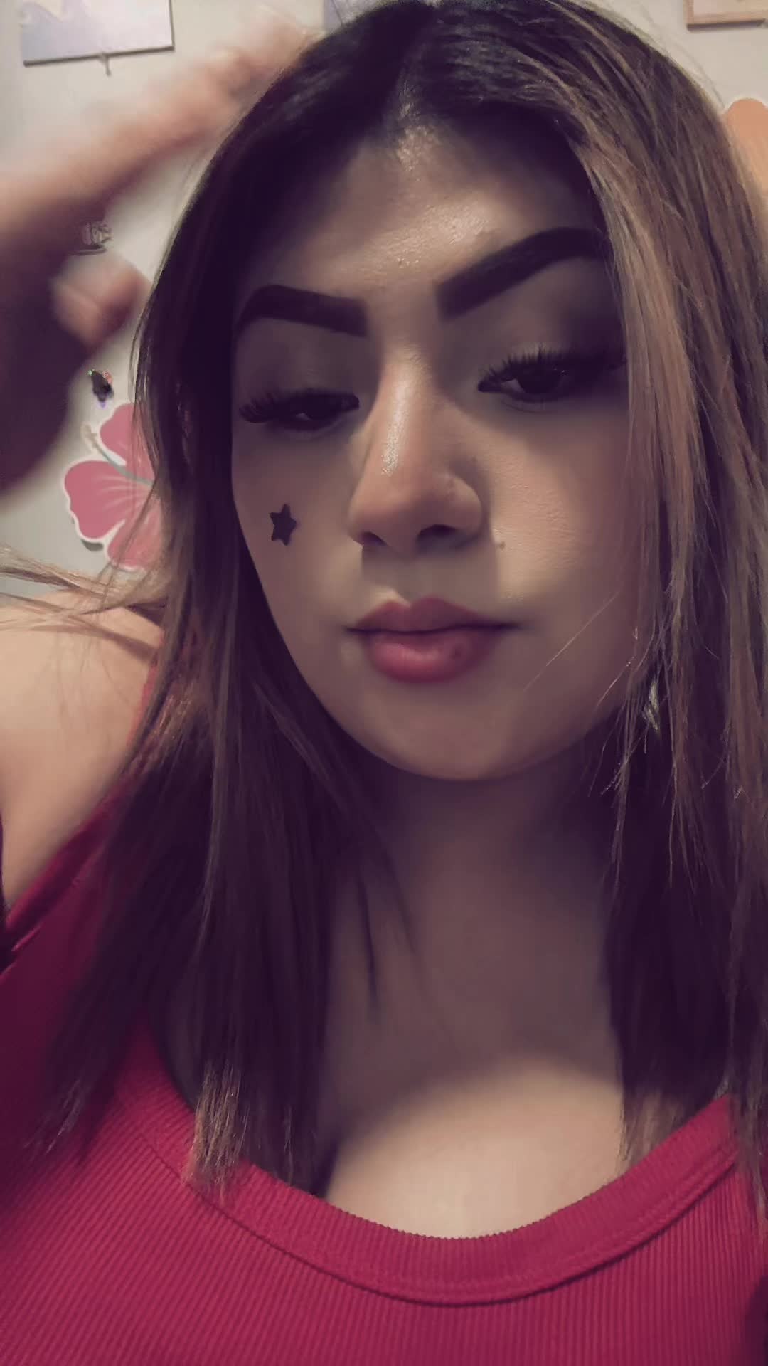 @Moniii_01
