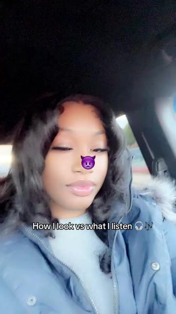 @1Marsha💙👅