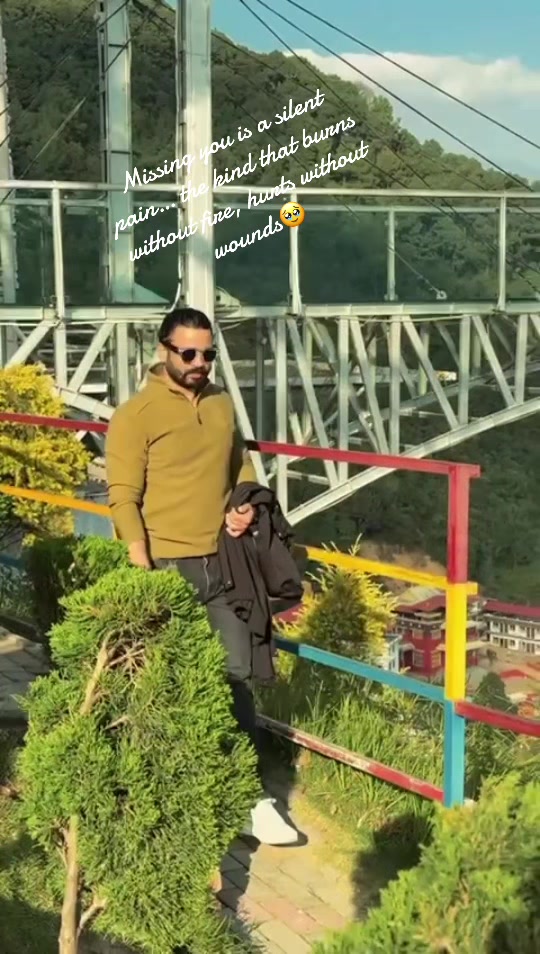 @Aasha 🌖♏️🇳🇵