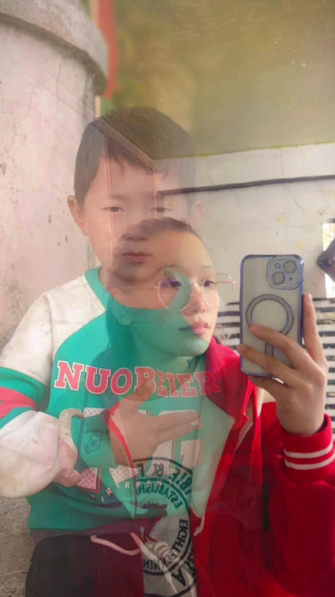 @🦋