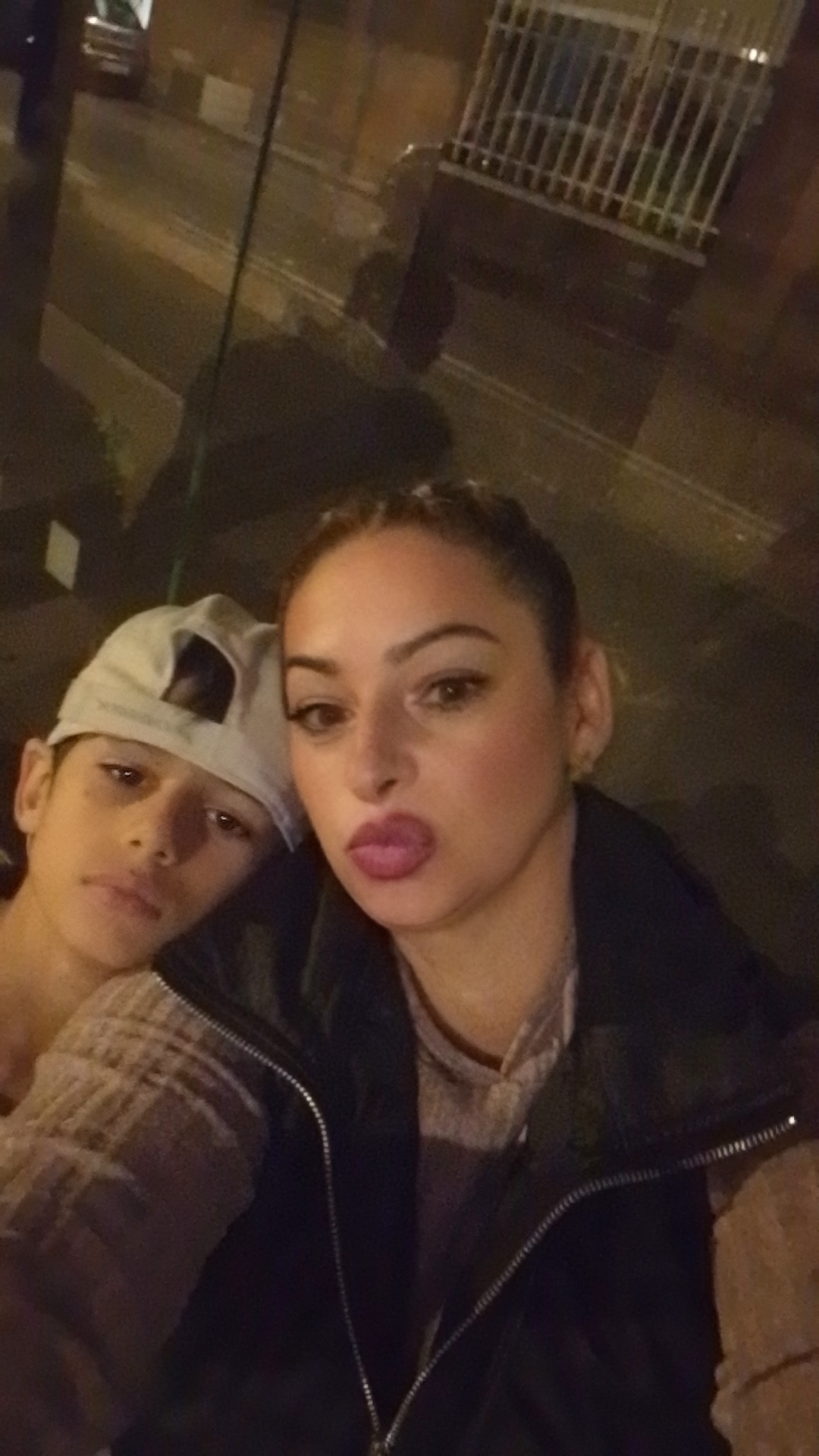 @SI&hearts;️Si😍