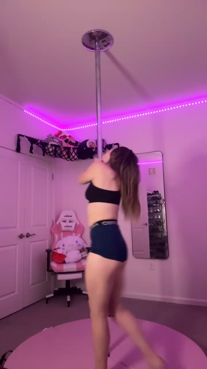 @𝕜𝕖𝕟𝕟𝕒𝕩𝕡𝕠𝕝𝕖