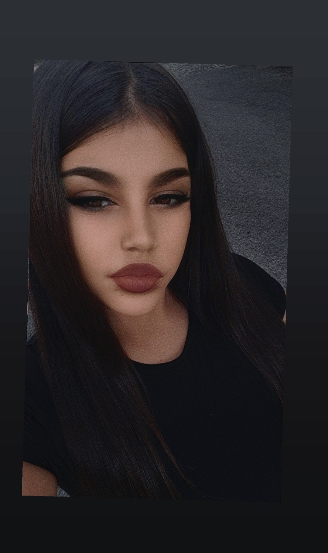 @t_mirella777