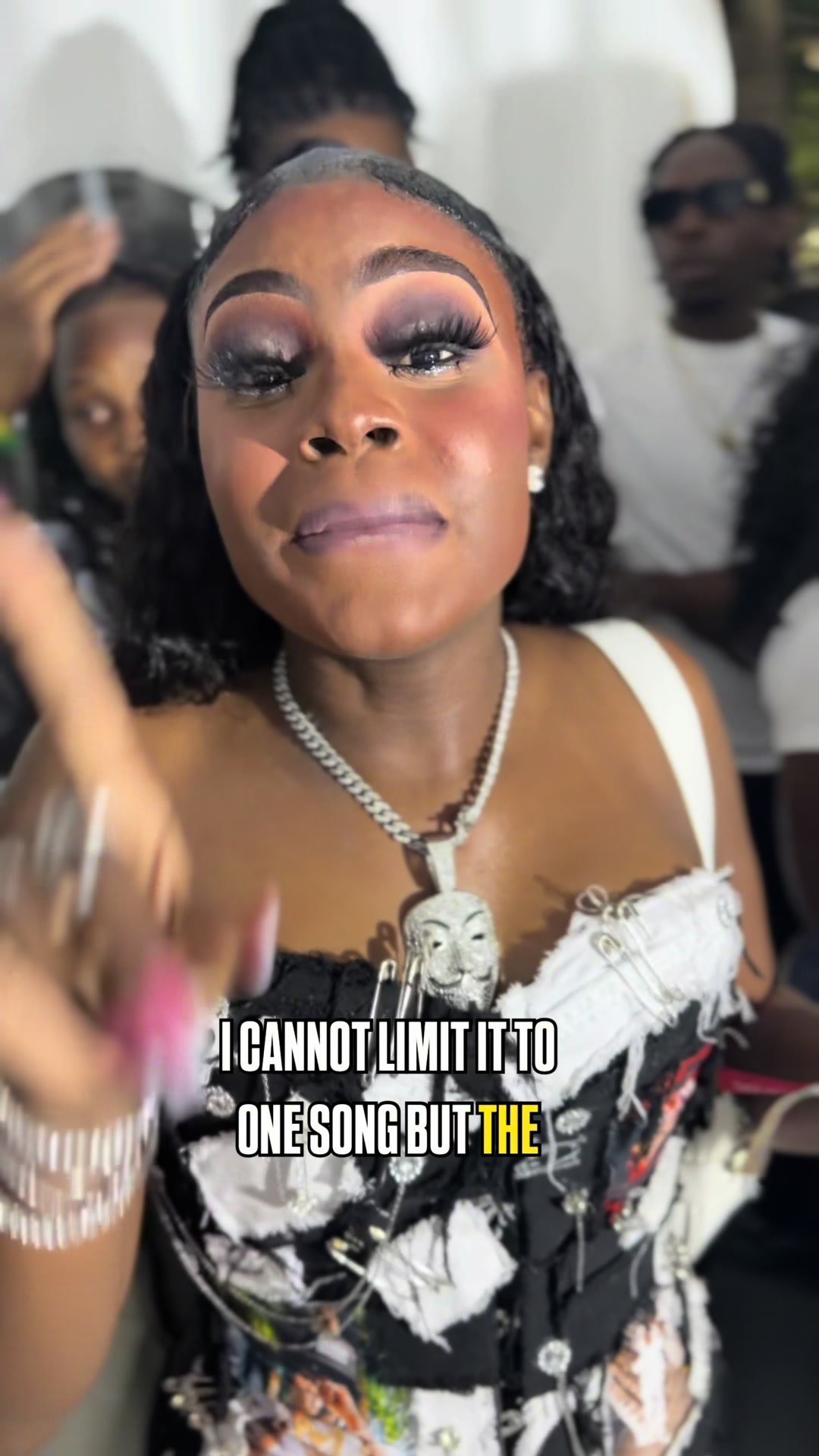 @RomieIkon