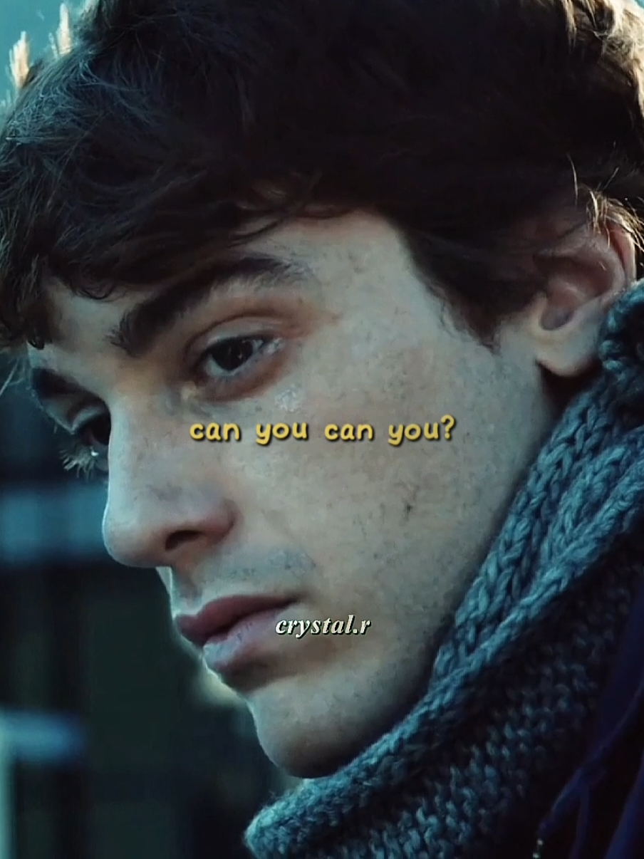 @𝐜𝐫𝐲𝐬𝐭𝐚𝐥