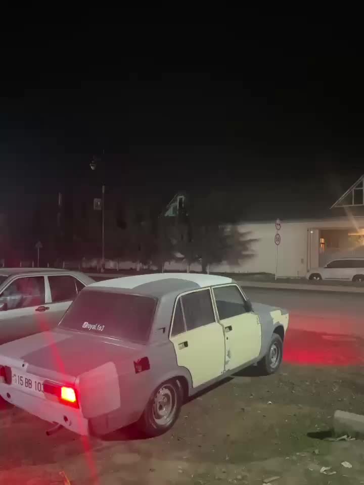 @Royal1o3
