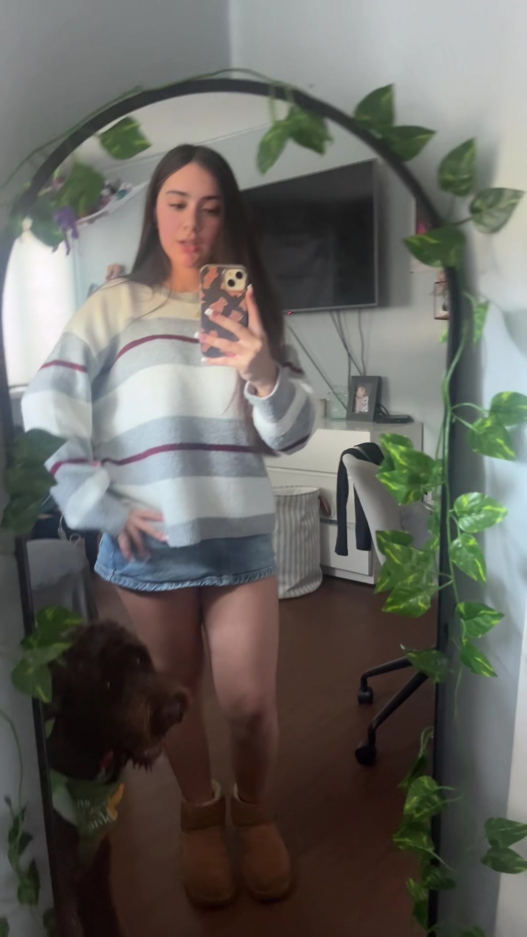 @Bella