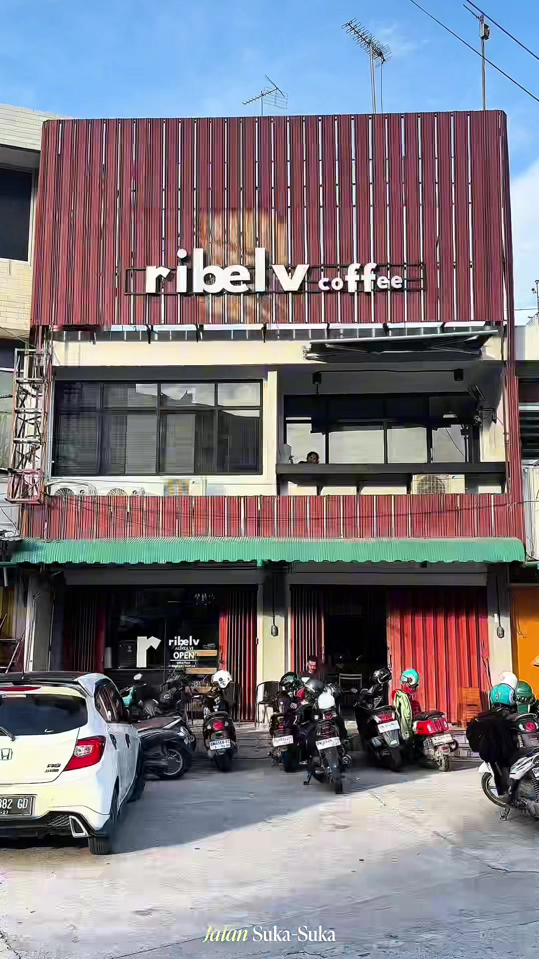 @Nata | Jalan Suka-Suka di Palu