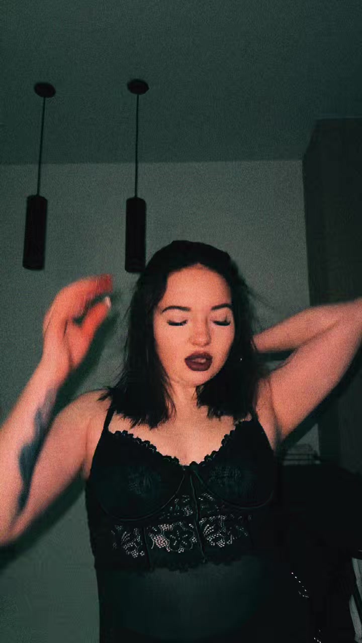 @_Anasteyshaa18_