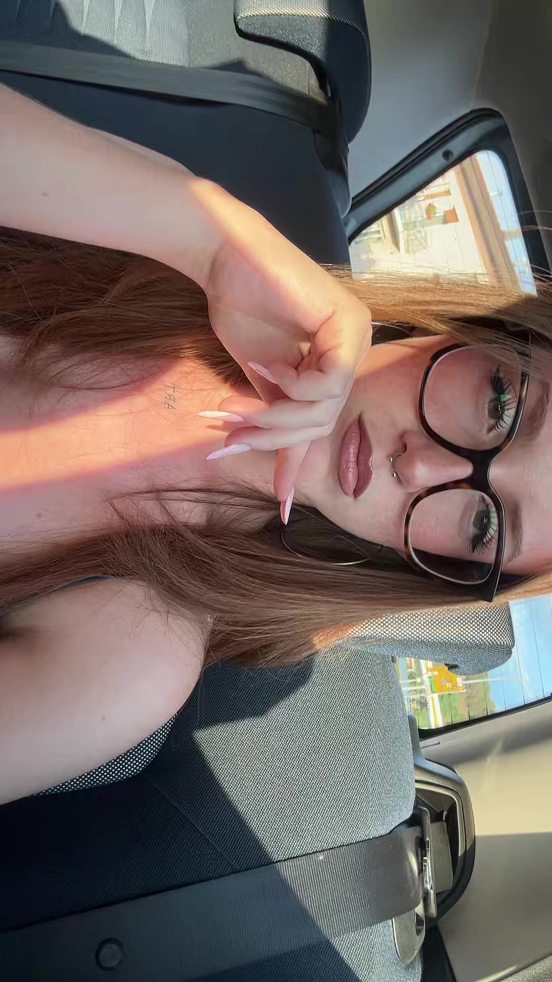 @𝓰