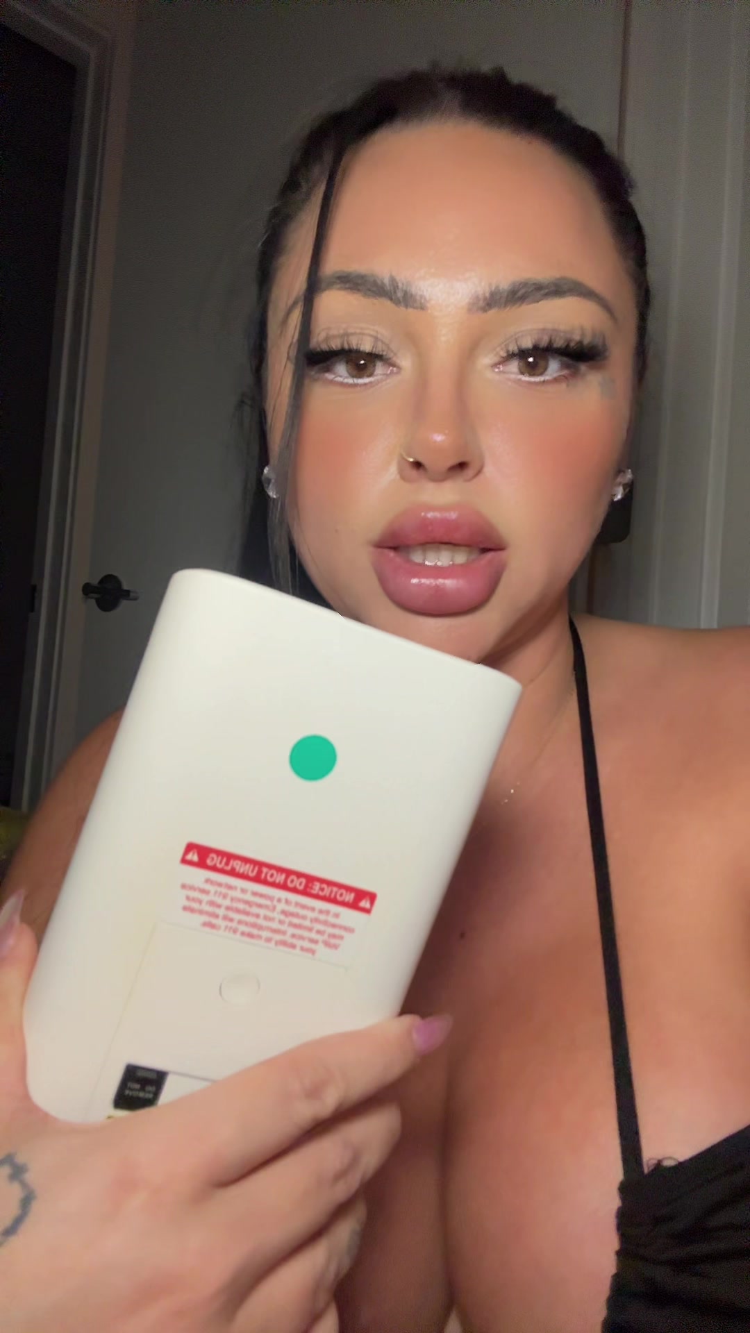 @zoeyfoxxofficial