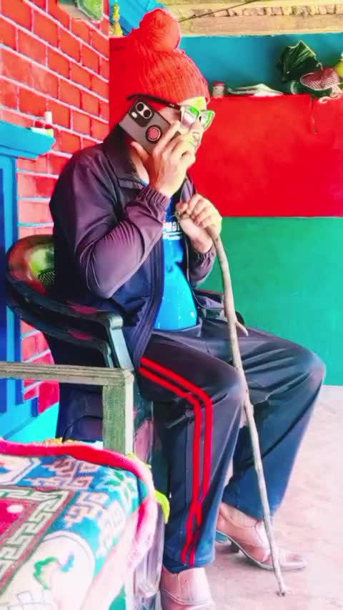 @शहरमा केही नभाकाे मान्छे