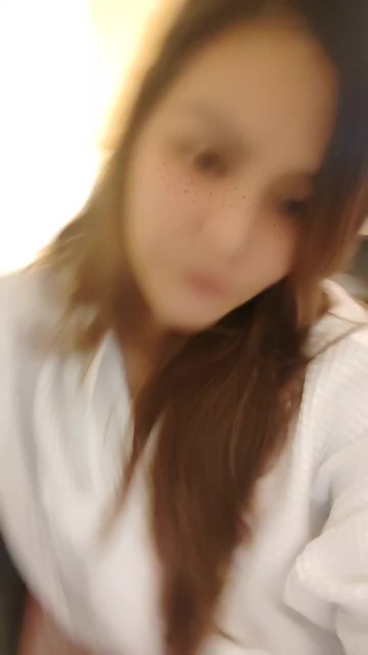 @𝒜𝓁𝑜𝒽𝒶 𝑀𝒾𝓃𝑔