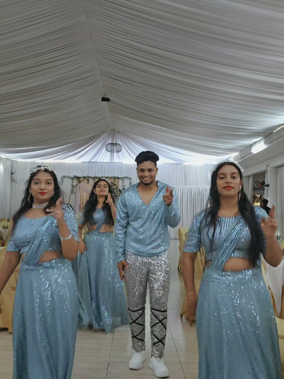 @Ruvishm_Dance_Team ♡