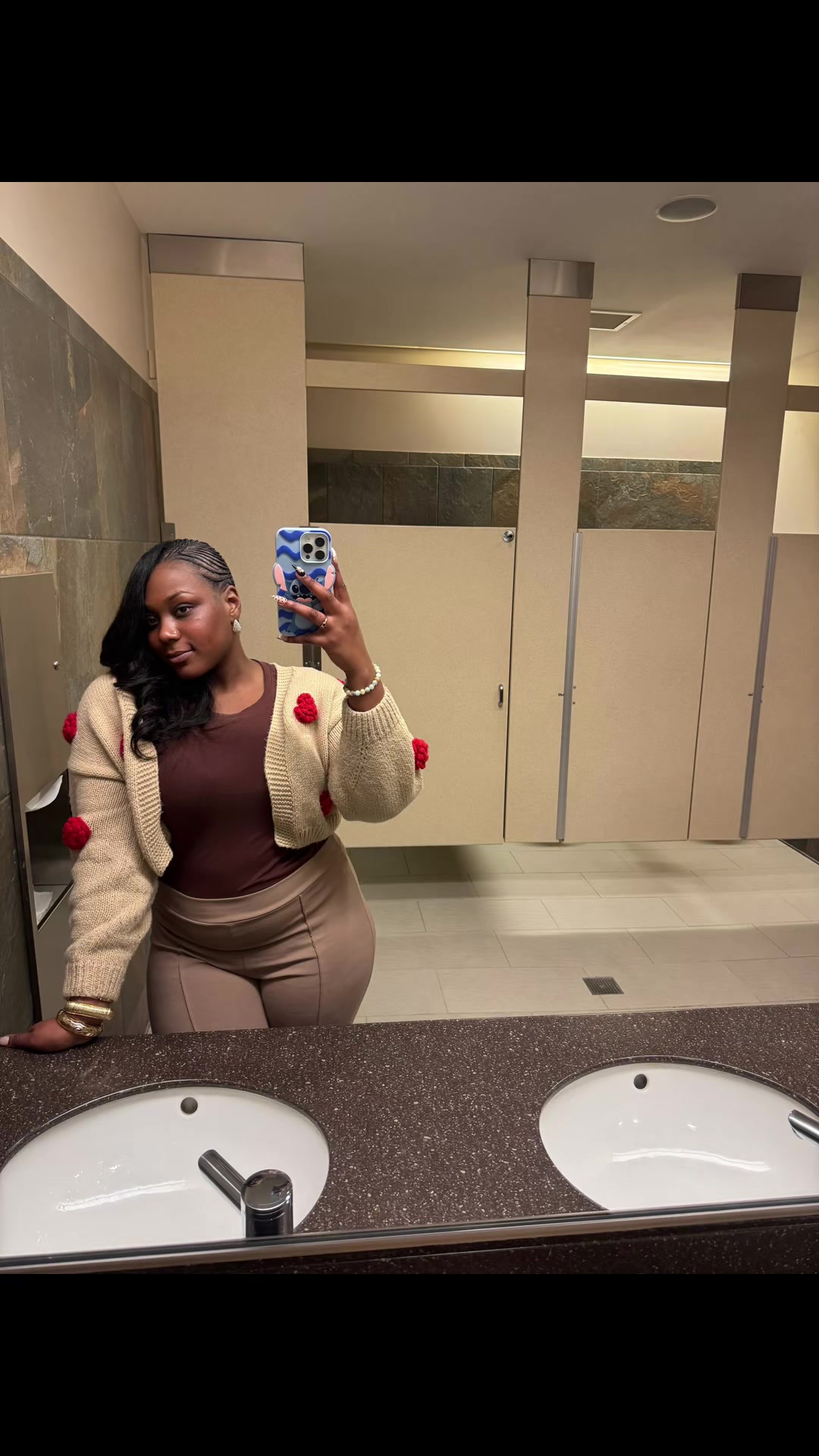 @styledbylolo_