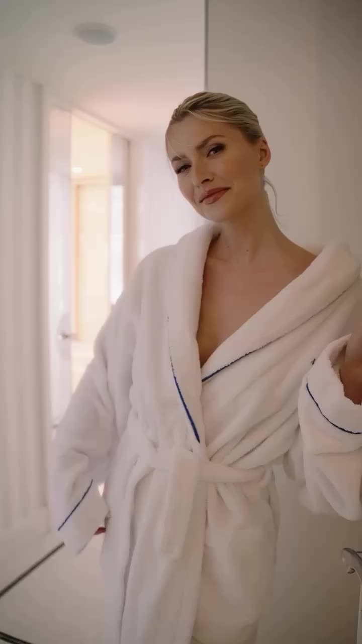 @Abigail_Price