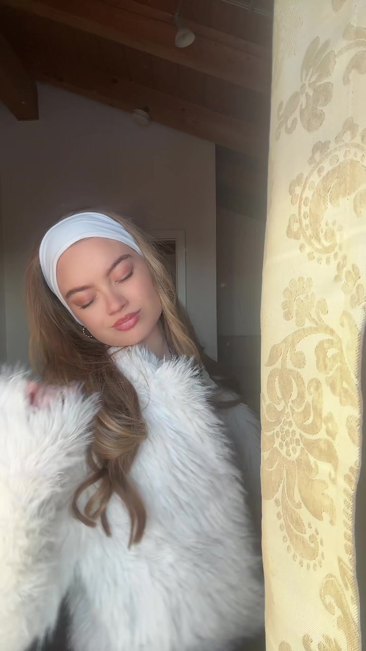 @Laura ✟ Eva