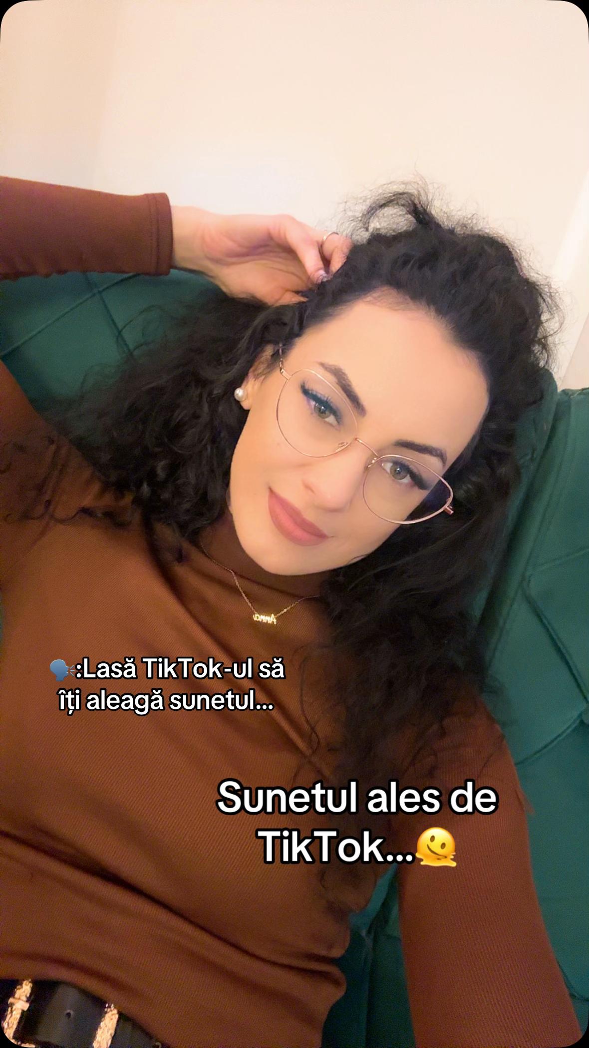 @Creațaa💙👩🏽&zwj;🦱