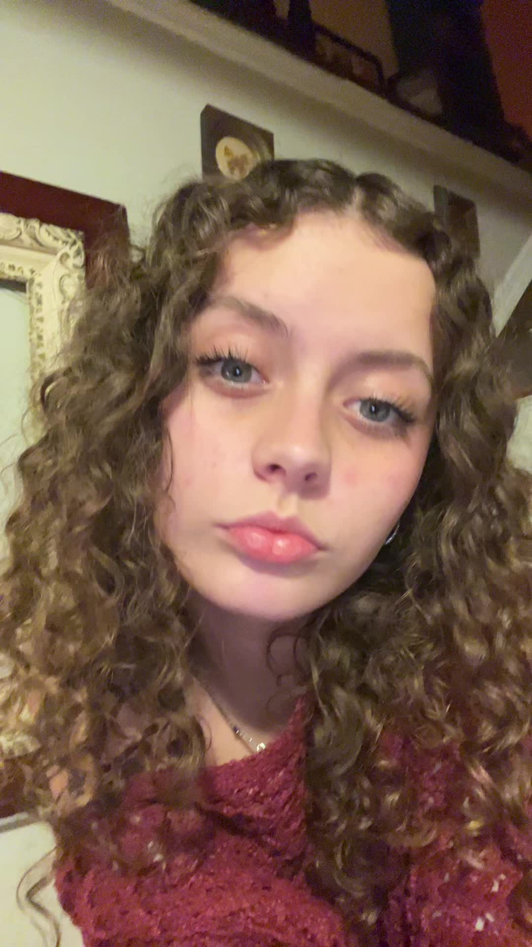 @lily