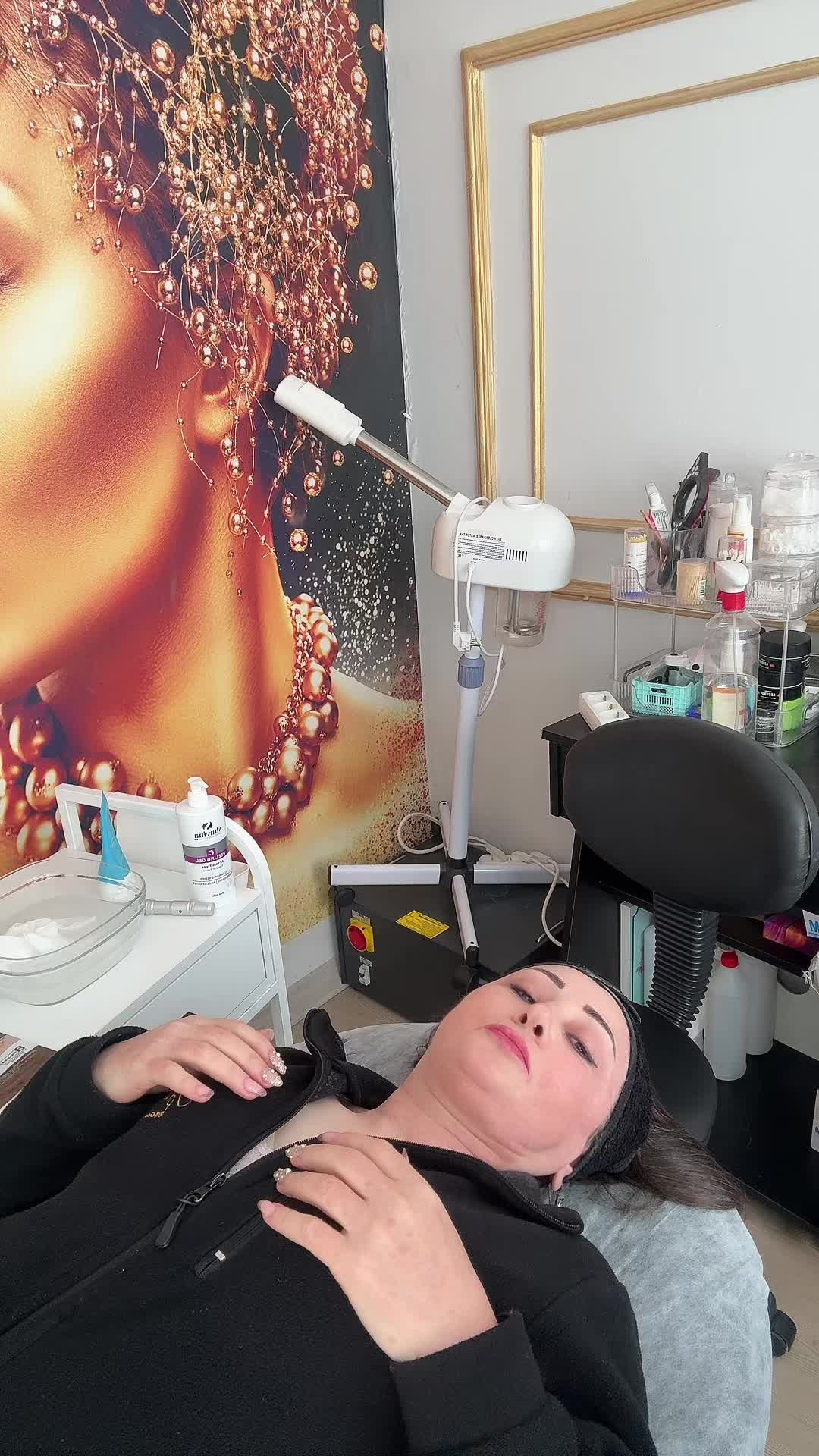 @Esin Deniz Beauty center