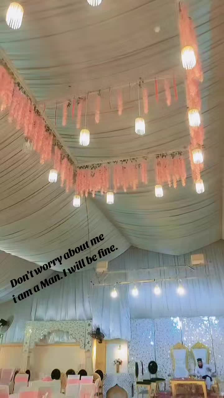 @HOZAIFA KHAN 😎