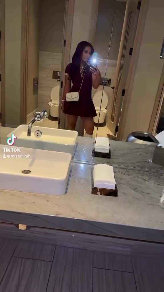 @Samantha_Gonzalez