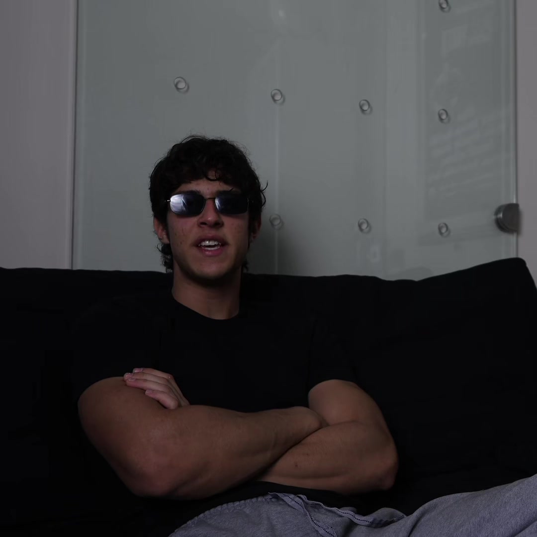 @marcushullaster