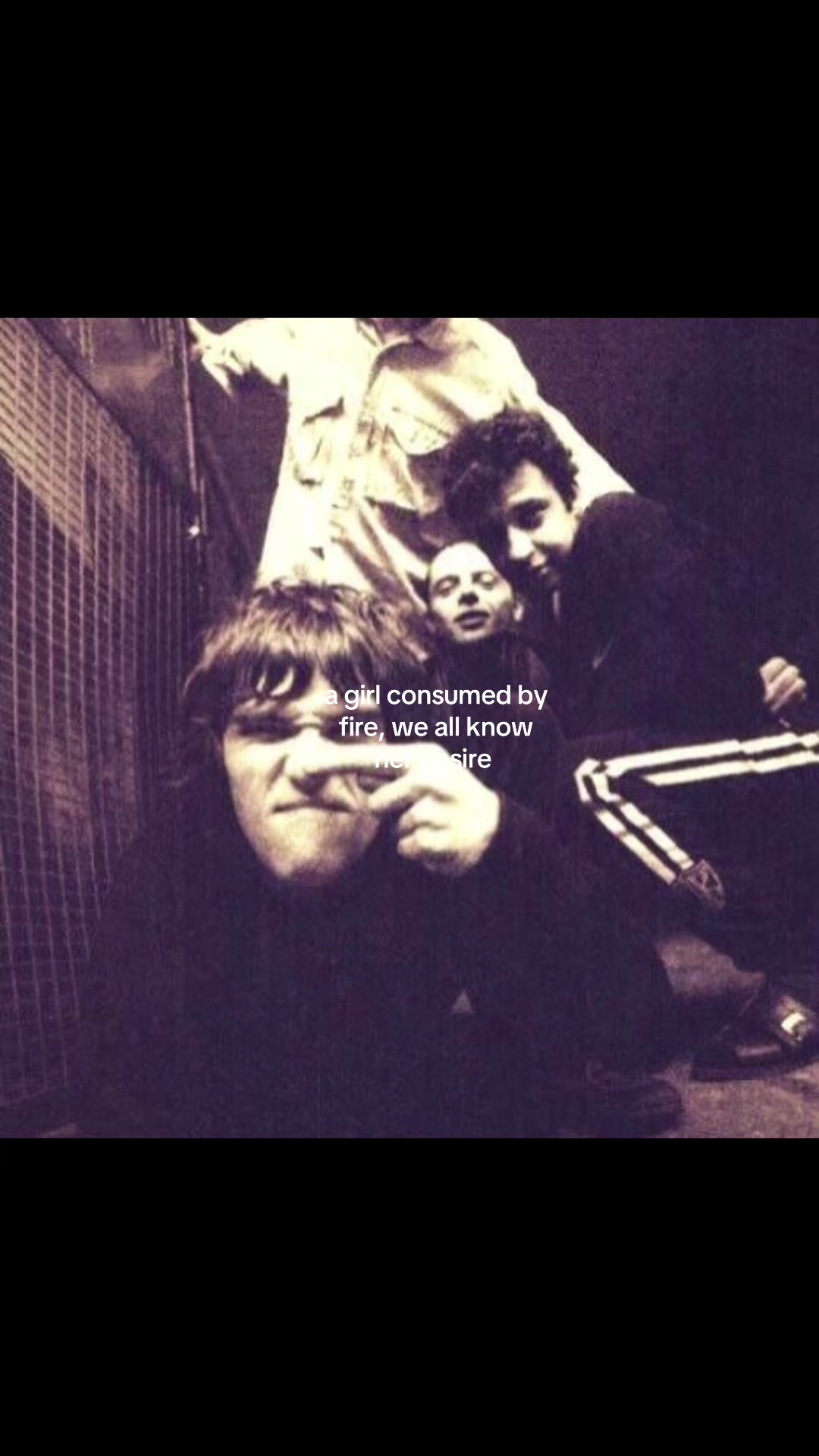 @ava 🫒⚡️🎸