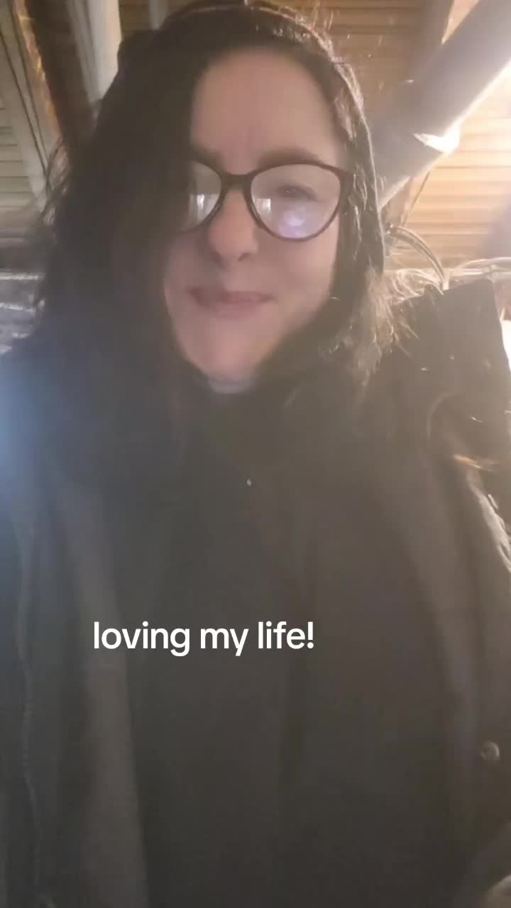 @silkyrose