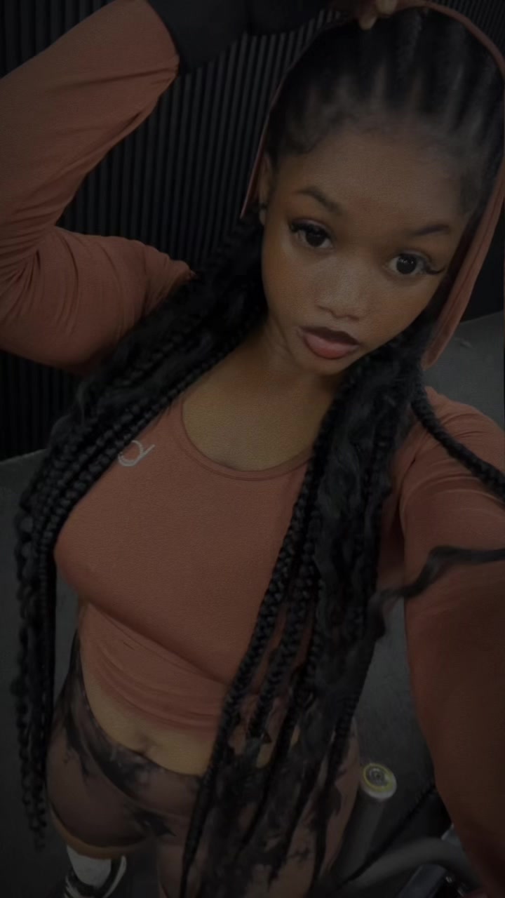 @Naomi🇳🇬🇨🇩